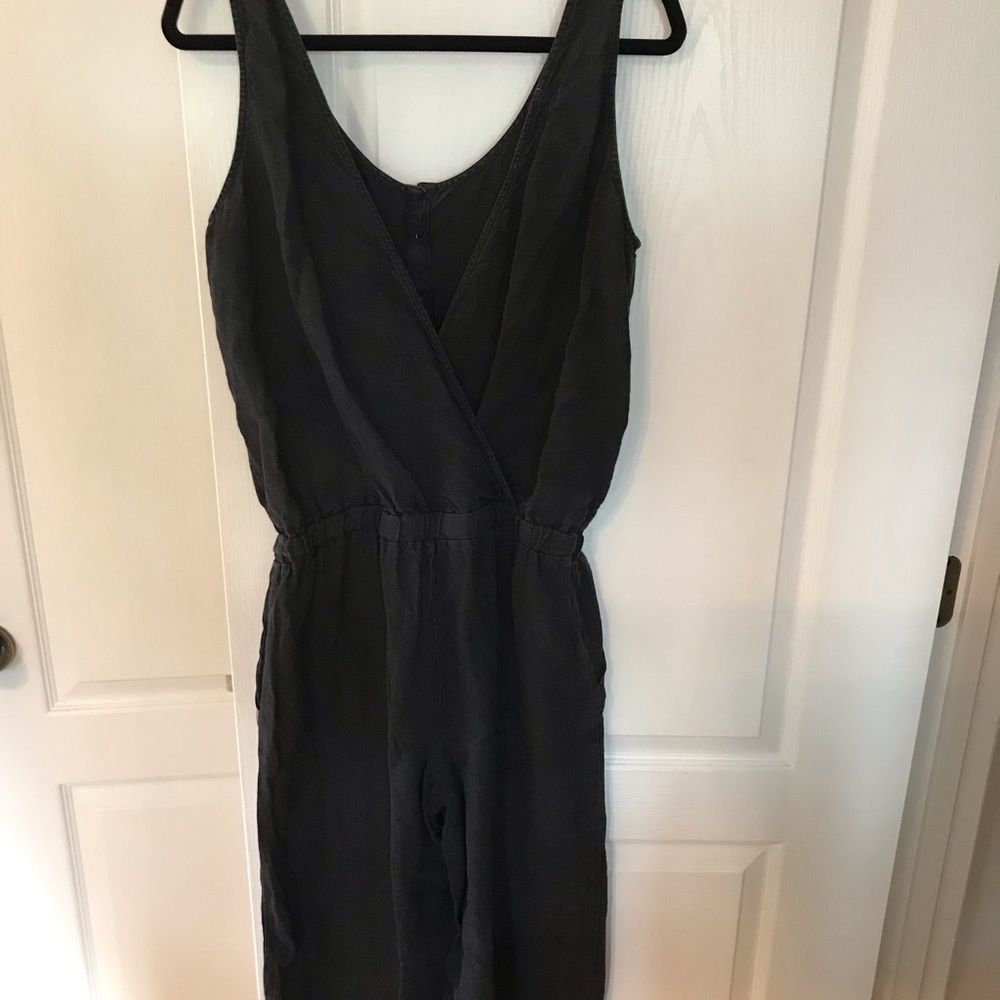 cloth & stone black linen cropped jumpsuit